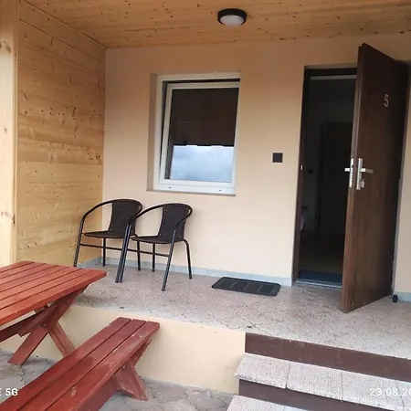 Osrodek Wypoczynkowy Sosenka Habitación en casa particular Zalom (Czlopa)